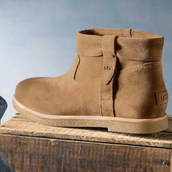 UGG Women's Josefene Cuff Suede Ankle Boots US6 Chestnut (tan/brown) $130 - Picture 10 of 11